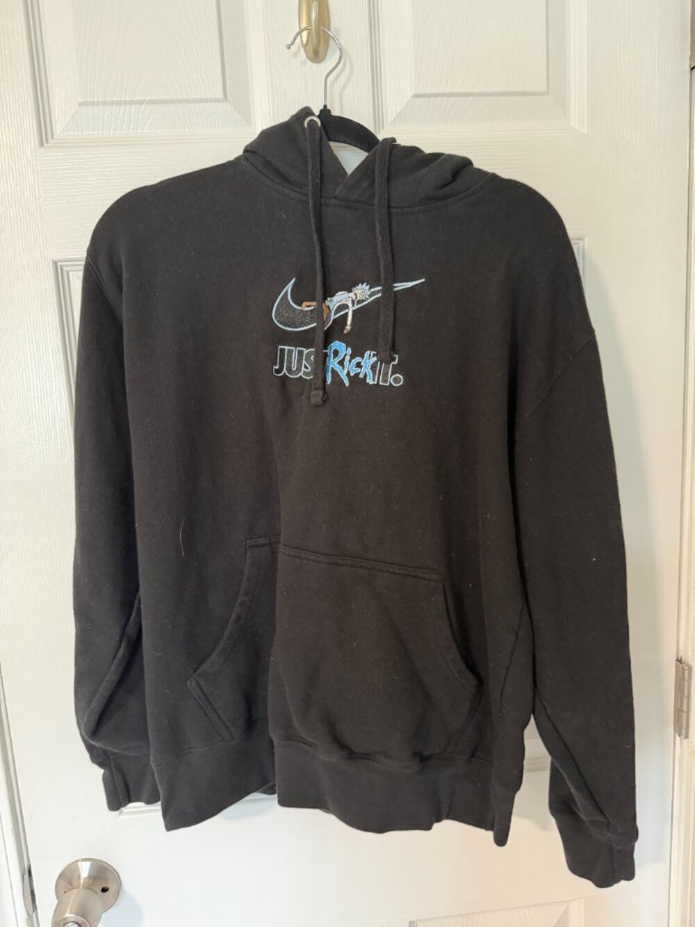 Rick and Morty Sweatshirt, Size M